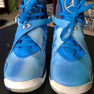 Very unique colorway in these Jordan’s 8